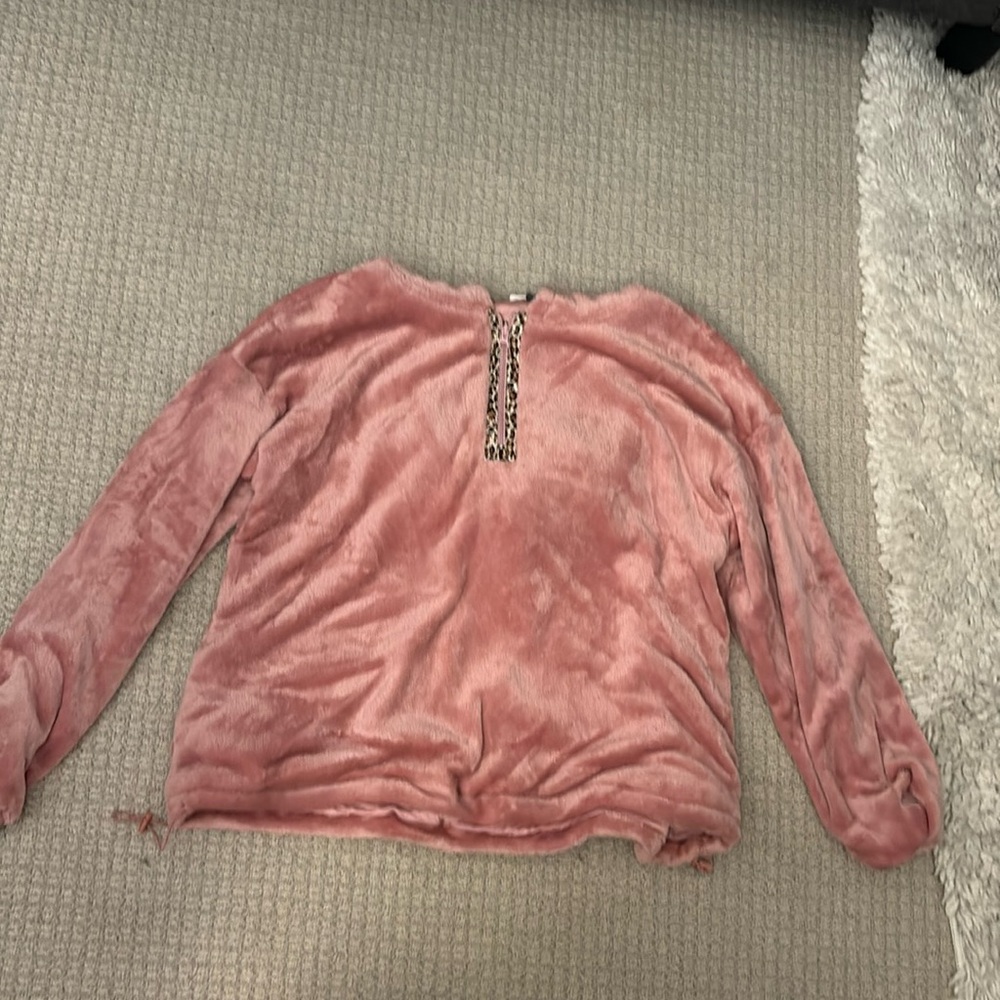 Never worn Anthropologie pink fuzzy sweatshirt. Size XL.